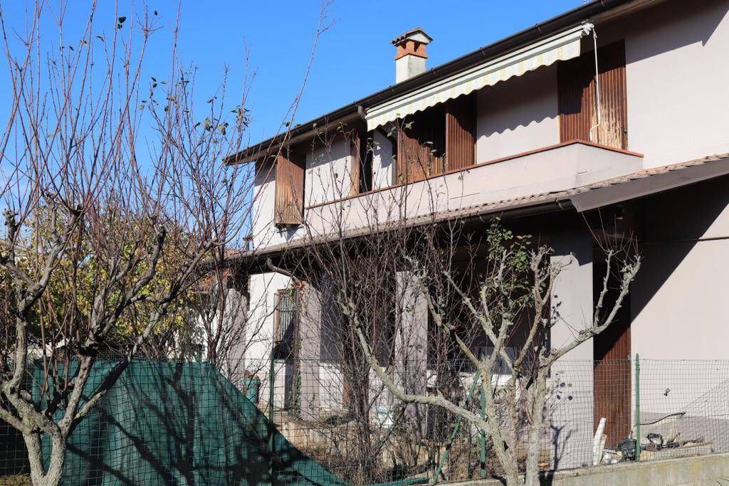 Villa in vendita a Casalmorano, 4 locali, prezzo € 158.000 | CambioCasa.it
