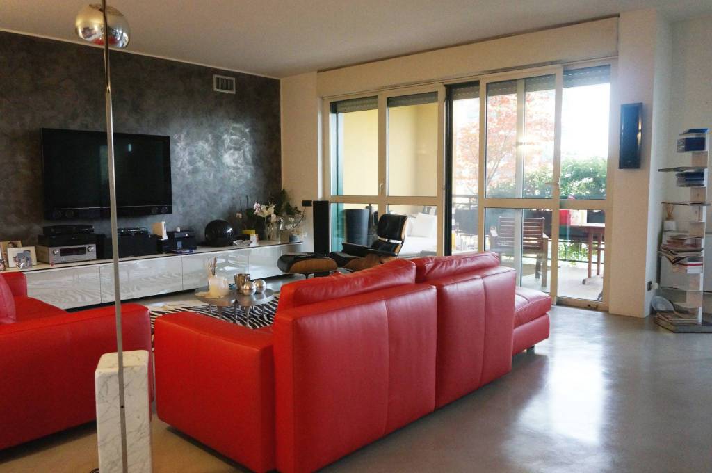 Appartamento in vendita a Segrate, 6 locali, prezzo € 860.000 | PortaleAgenzieImmobiliari.it