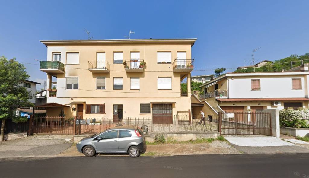 Appartamento in vendita a Jerago con Orago, 4 locali, prezzo € 145.000 | PortaleAgenzieImmobiliari.it