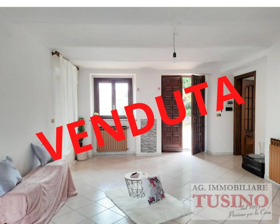 Soluzione Indipendente in vendita a Forno Canavese, 7 locali, prezzo € 75.000 | PortaleAgenzieImmobiliari.it
