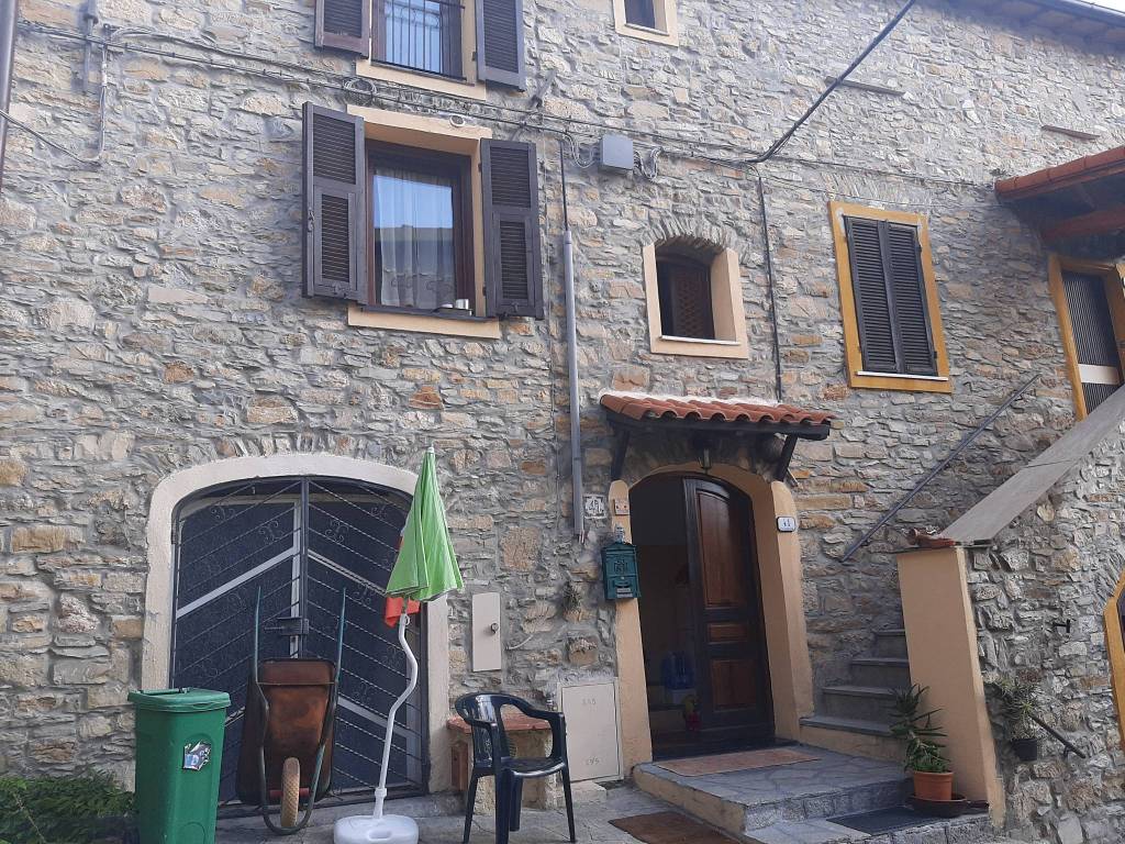 Rustico / Casale in vendita a Chiusavecchia, 4 locali, prezzo € 200.000 | PortaleAgenzieImmobiliari.it