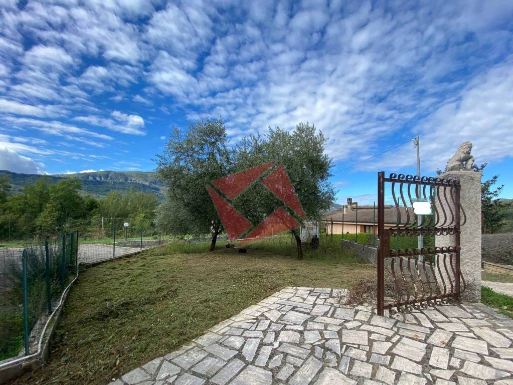 Villa in vendita a Agosta, 2 locali, prezzo € 59.000 | CambioCasa.it