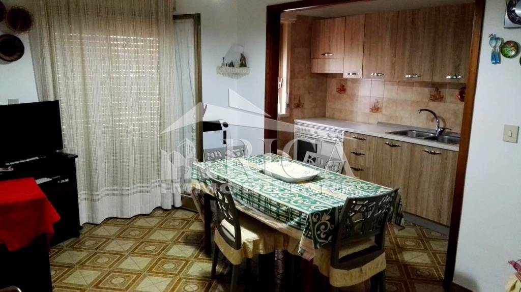 Appartamento in vendita a Alcamo, 7 locali, prezzo € 110.000 | CambioCasa.it