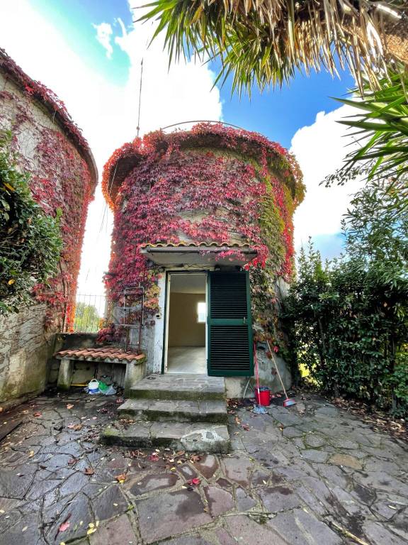 Rustico / Casale in vendita a Roma, 2 locali, zona Zona: 37 . Morena - Ciampino - Trigoria - Falcognana, prezzo € 162.000 | CambioCasa.it