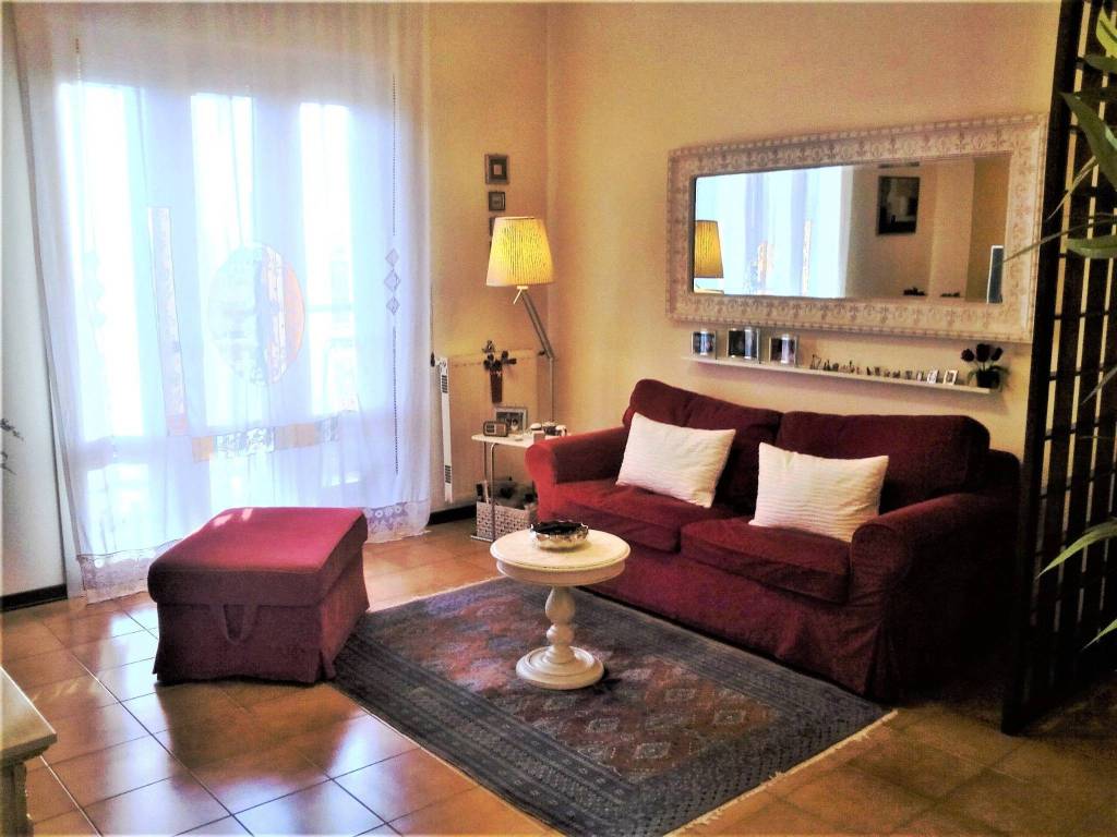 Appartamento in vendita a Foligno, 4 locali, prezzo € 90.000 | PortaleAgenzieImmobiliari.it
