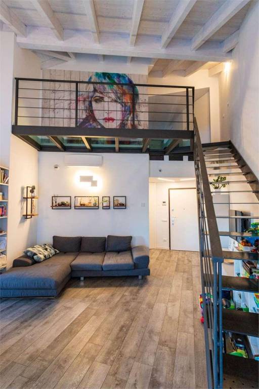 Appartamento in vendita a Origgio, 4 locali, prezzo € 360.000 | PortaleAgenzieImmobiliari.it