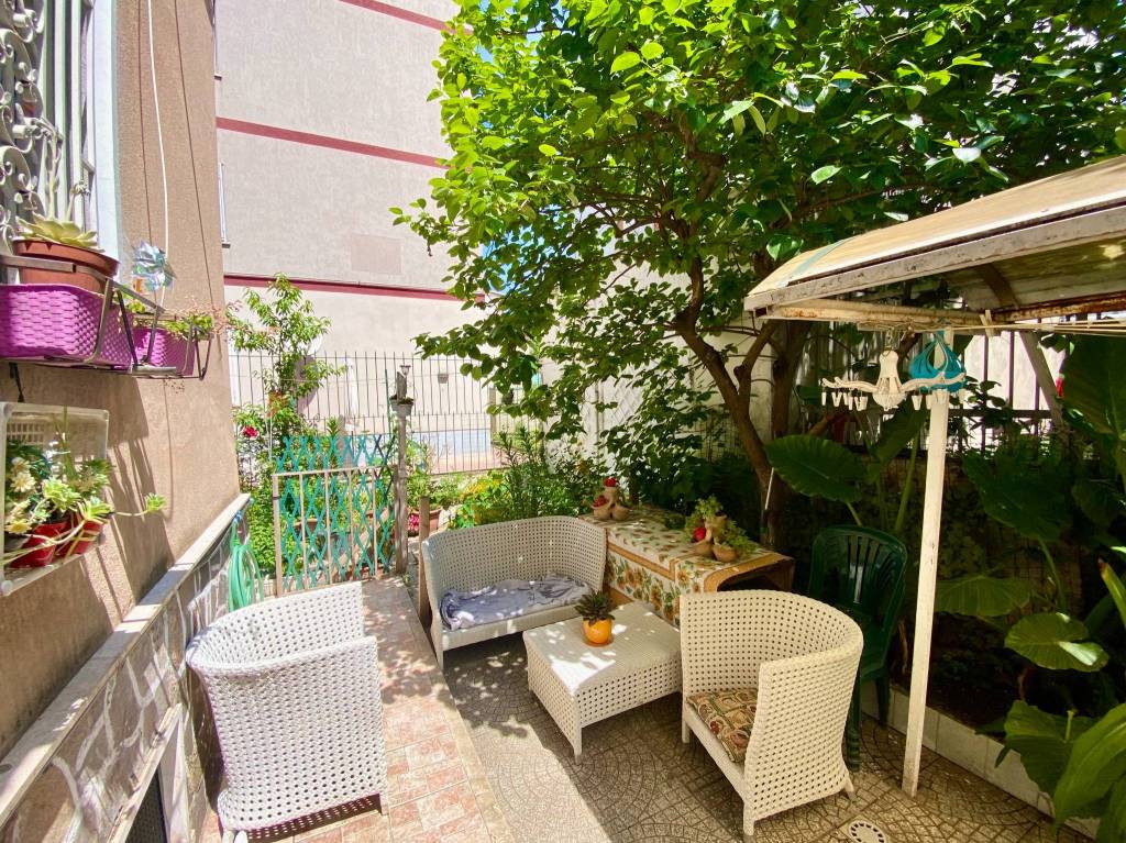 Appartamento in vendita a Roma, 4 locali, zona Zona: 16 . Appia nuova - Alberone - Colli Albani, prezzo € 339.000 | CambioCasa.it