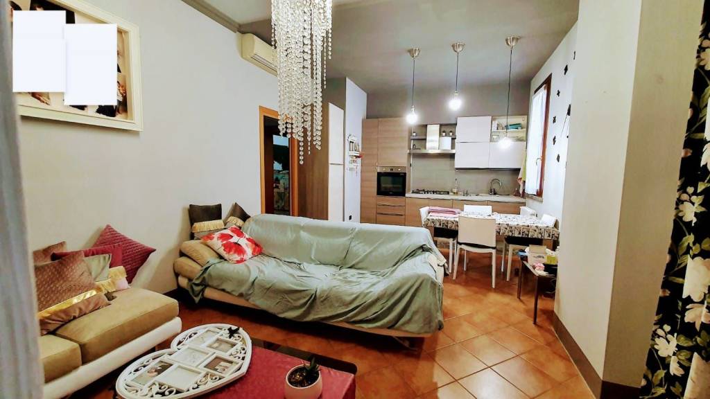 Villa a Schiera in vendita a Viadana, 5 locali, prezzo € 240.000 | PortaleAgenzieImmobiliari.it
