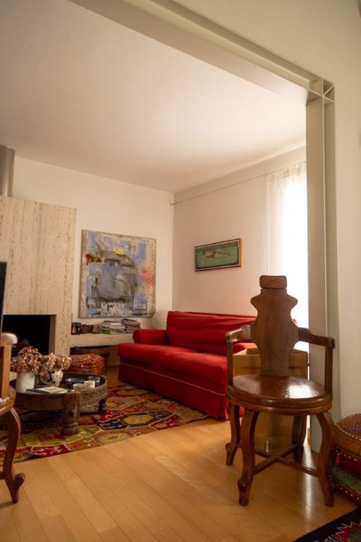 Appartamento in affitto a Perugia, 5 locali, prezzo € 1.400 | PortaleAgenzieImmobiliari.it