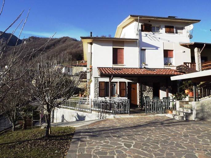 Villa a Schiera in vendita a Rota d'Imagna, 4 locali, prezzo € 129.000 | PortaleAgenzieImmobiliari.it