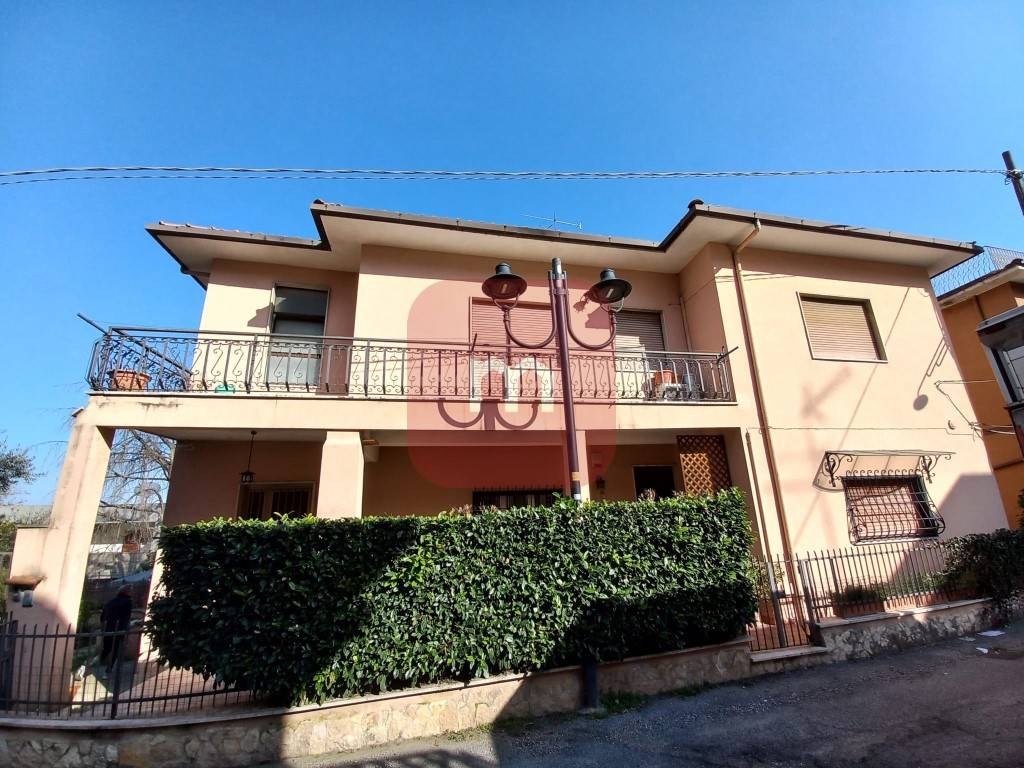 Appartamento in vendita a San Cesareo, 4 locali, prezzo € 145.000 | CambioCasa.it