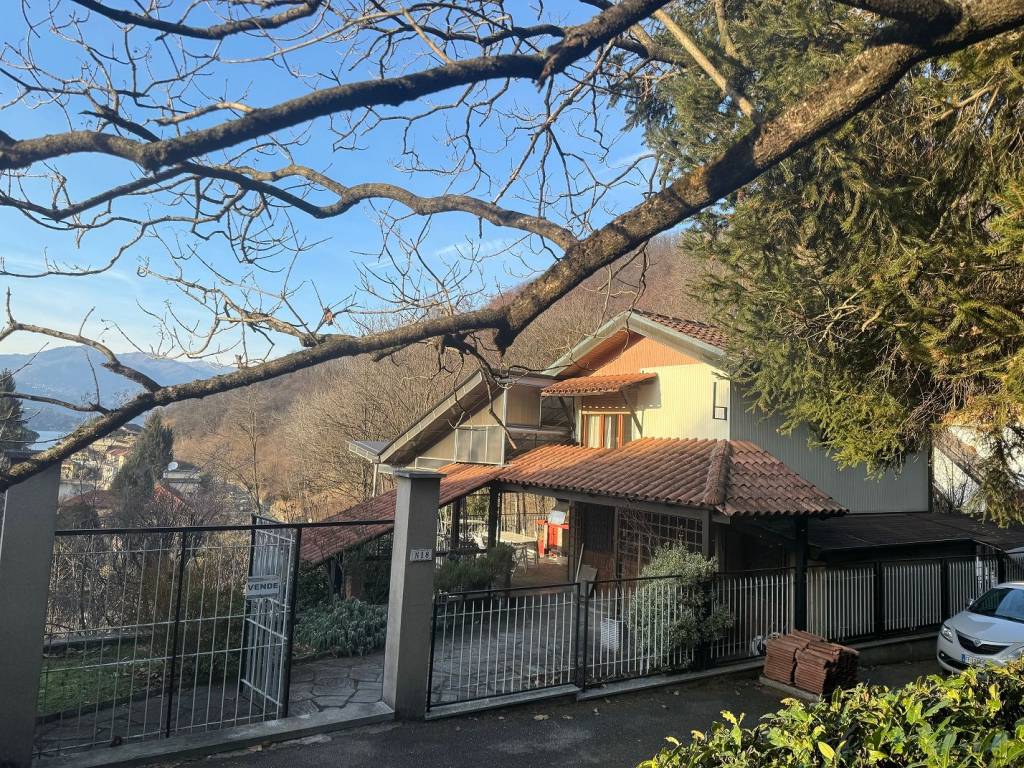 Villa in vendita a Gozzano, 3 locali, prezzo € 280.000 | PortaleAgenzieImmobiliari.it