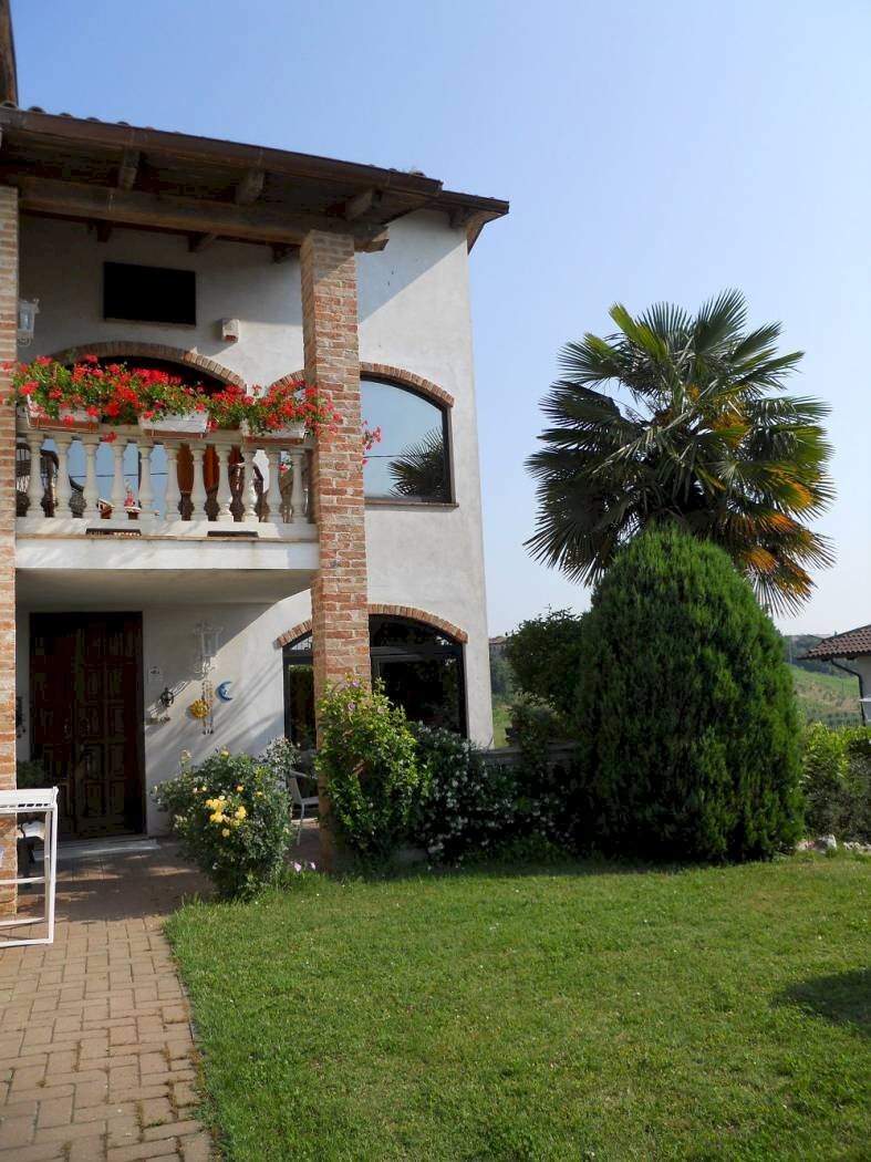 Villa in affitto a Vigliano d'Asti, 1 locali, Trattative riservate | CambioCasa.it