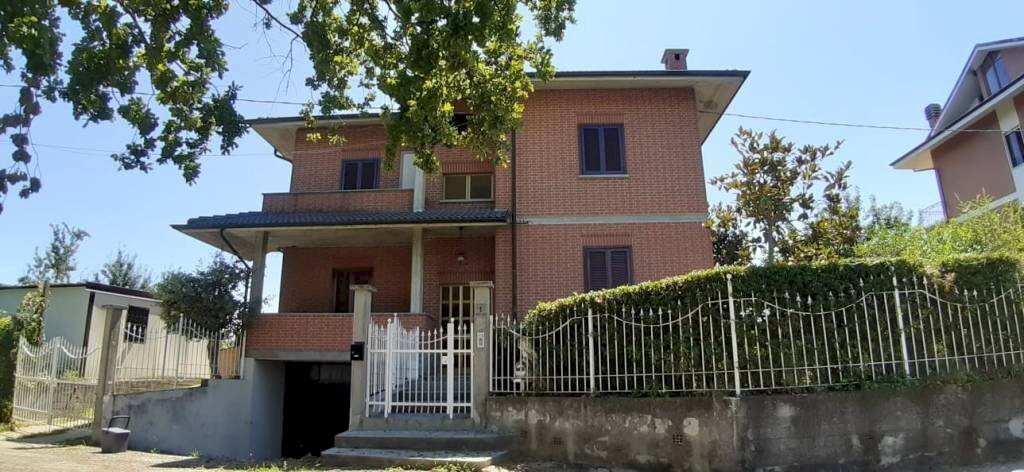 Appartamento in affitto a Mondovì, 1 locali, prezzo € 550 | CambioCasa.it