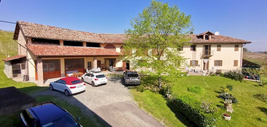 Rustico / Casale in vendita a Agliano Terme, 1 locali, prezzo € 725.000 | PortaleAgenzieImmobiliari.it