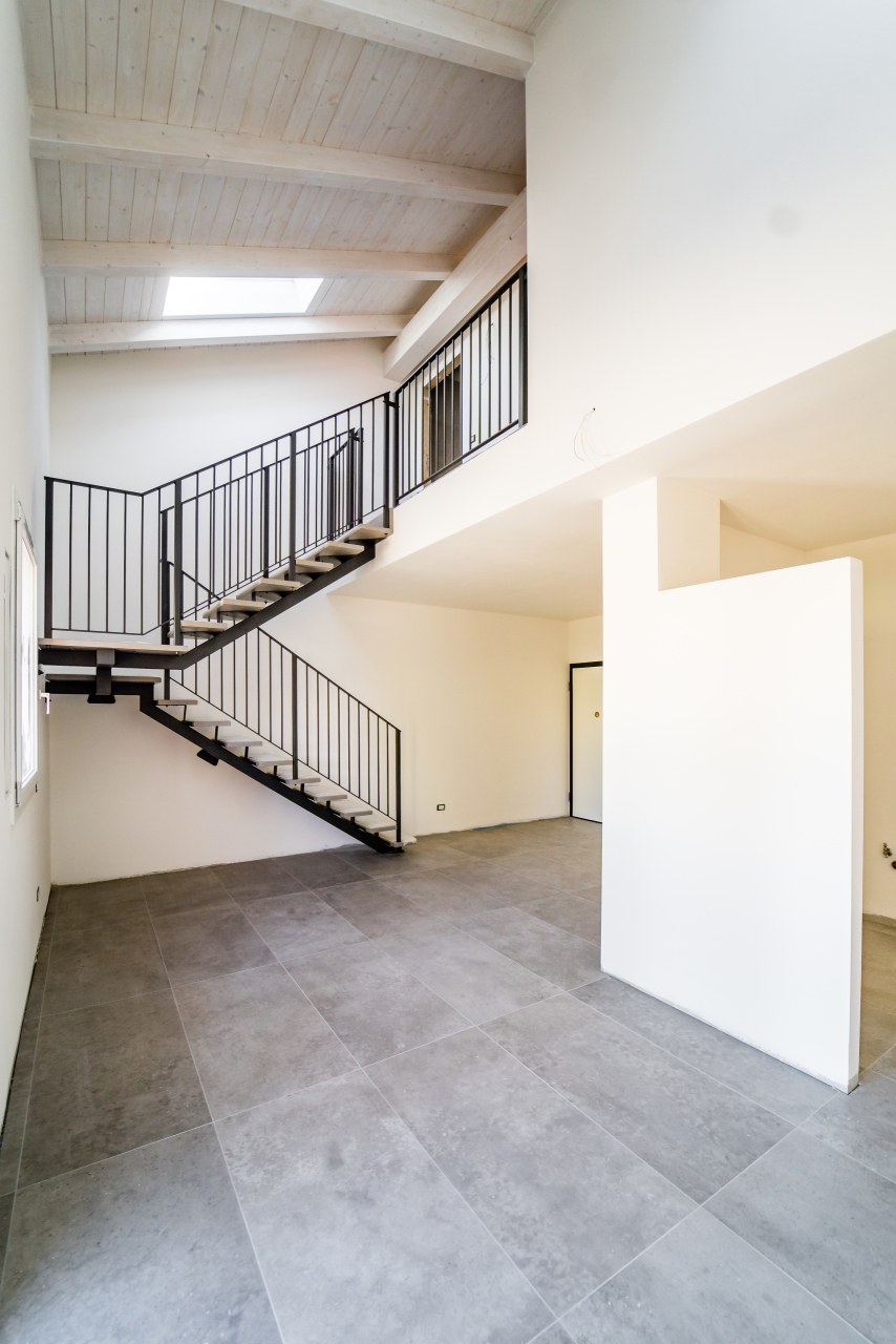Appartamento in vendita a Casalecchio di Reno, 4 locali, prezzo € 348.000 | PortaleAgenzieImmobiliari.it