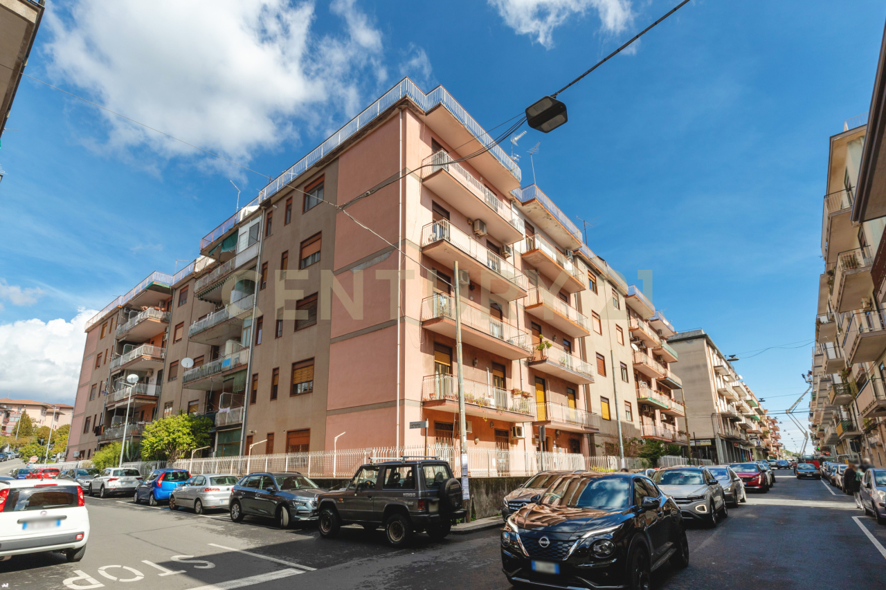 Appartamento in vendita a Mascalucia, 3 locali, prezzo € 109.000 | PortaleAgenzieImmobiliari.it
