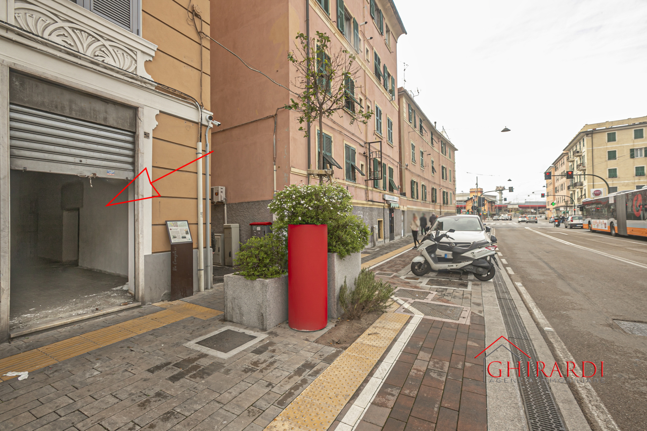 Capannone in vendita a Genova, 2 locali, prezzo € 52.000 | PortaleAgenzieImmobiliari.it