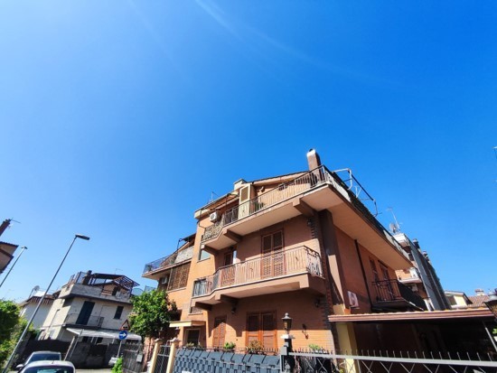 Appartamento in vendita a Guidonia Montecelio, 4 locali, prezzo € 99.000 | PortaleAgenzieImmobiliari.it