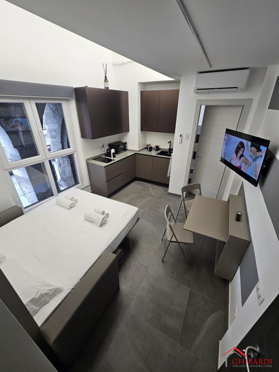 Appartamento in affitto a Genova, 2 locali, prezzo € 1.500 | PortaleAgenzieImmobiliari.it