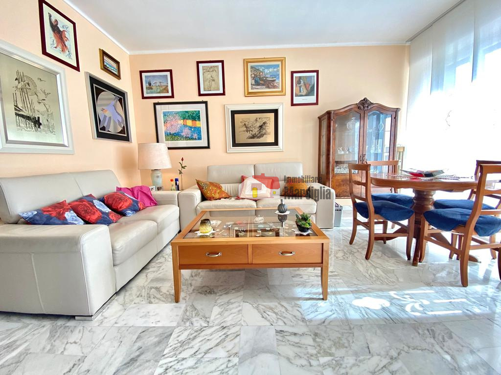 Appartamento in vendita a SanRemo, 3 locali, prezzo € 330.000 | PortaleAgenzieImmobiliari.it