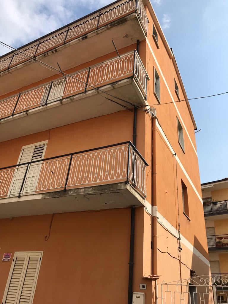 Appartamento in vendita a Gizzeria, 4 locali, prezzo € 120.000 | PortaleAgenzieImmobiliari.it