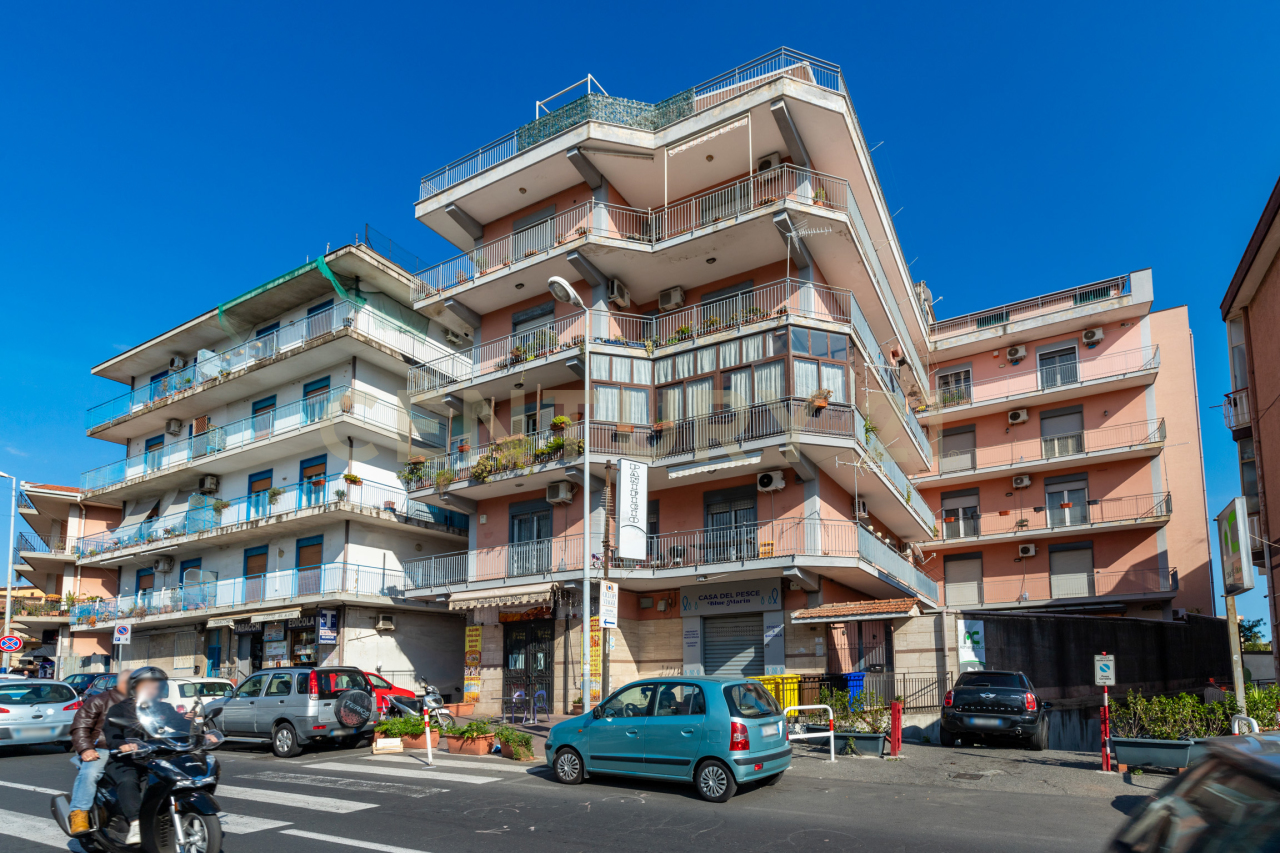 Attico / Mansarda in vendita a Gravina di Catania, 3 locali, prezzo € 145.000 | PortaleAgenzieImmobiliari.it