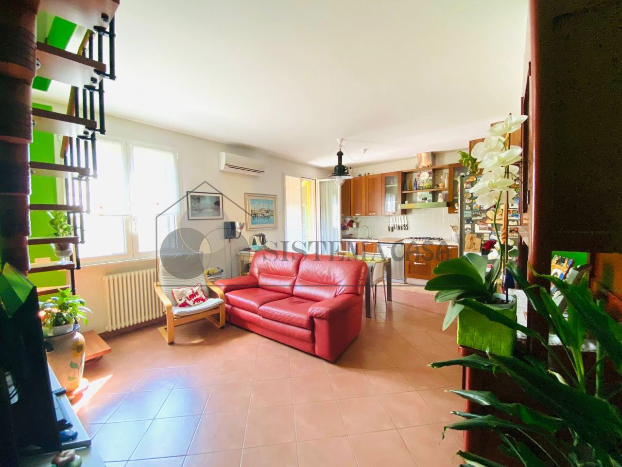 Appartamento in vendita a Follo, 6 locali, prezzo € 190.000 | PortaleAgenzieImmobiliari.it