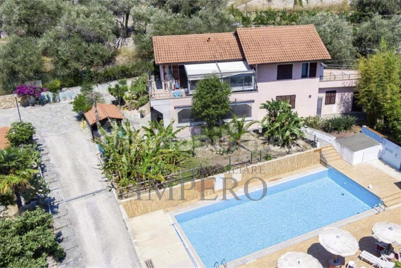 Villa in vendita a Vallebona, 6 locali, prezzo € 980.000 | PortaleAgenzieImmobiliari.it