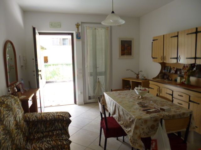 Appartamento in vendita a Chiaravalle, 3 locali, prezzo € 135.000 | CambioCasa.it