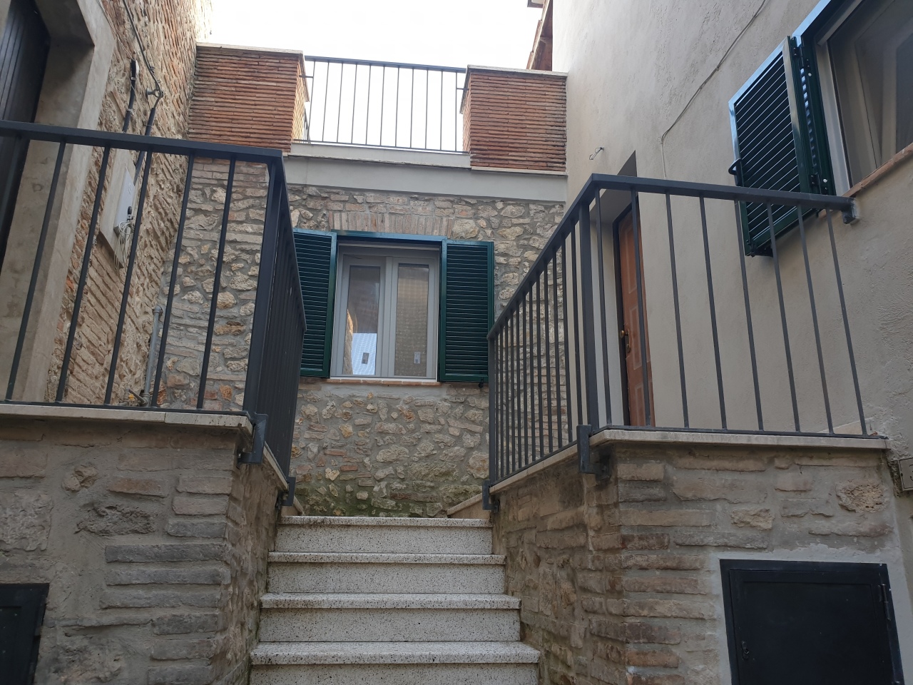 Appartamento in vendita a Montecastrilli, 4 locali, prezzo € 120.000 | PortaleAgenzieImmobiliari.it
