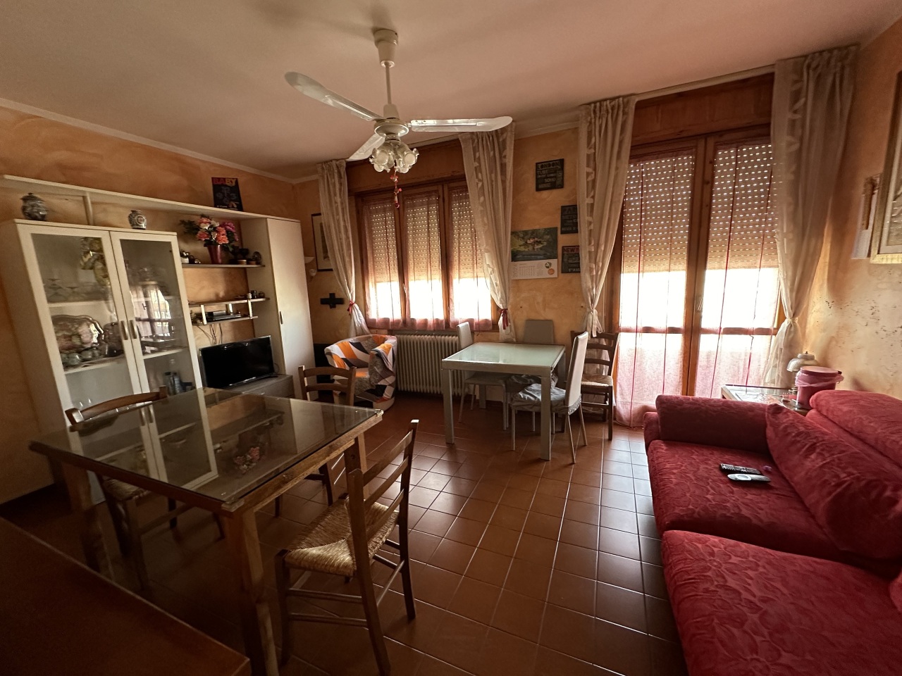 Appartamento in vendita a Rovigo, 6 locali, prezzo € 89.000 | PortaleAgenzieImmobiliari.it