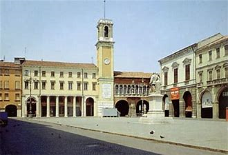 Negozio / Locale in vendita a Rovigo, 3 locali, prezzo € 160.000 | CambioCasa.it