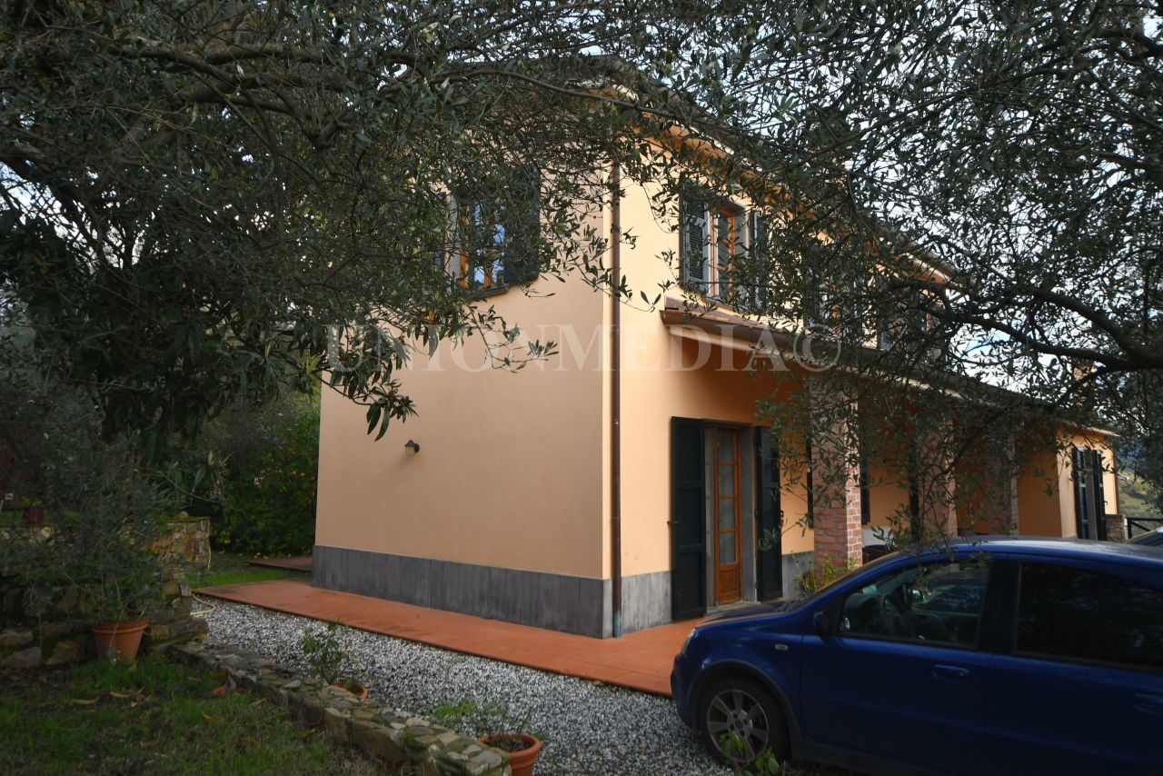 Villa in Vendita a Fosdinovo