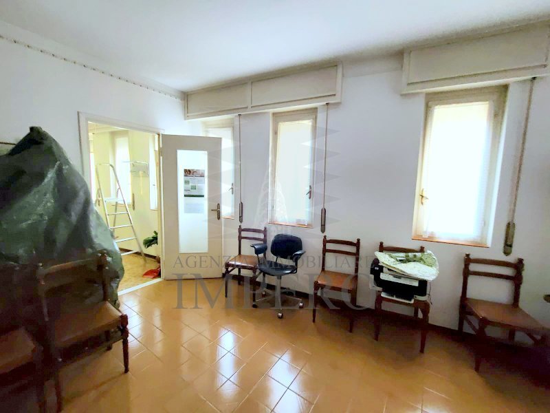 Appartamento in vendita a Ventimiglia, 2 locali, prezzo € 130.000 | PortaleAgenzieImmobiliari.it