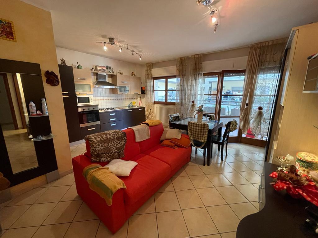 Appartamento in vendita a Aulla, 4 locali, prezzo € 75.000 | PortaleAgenzieImmobiliari.it