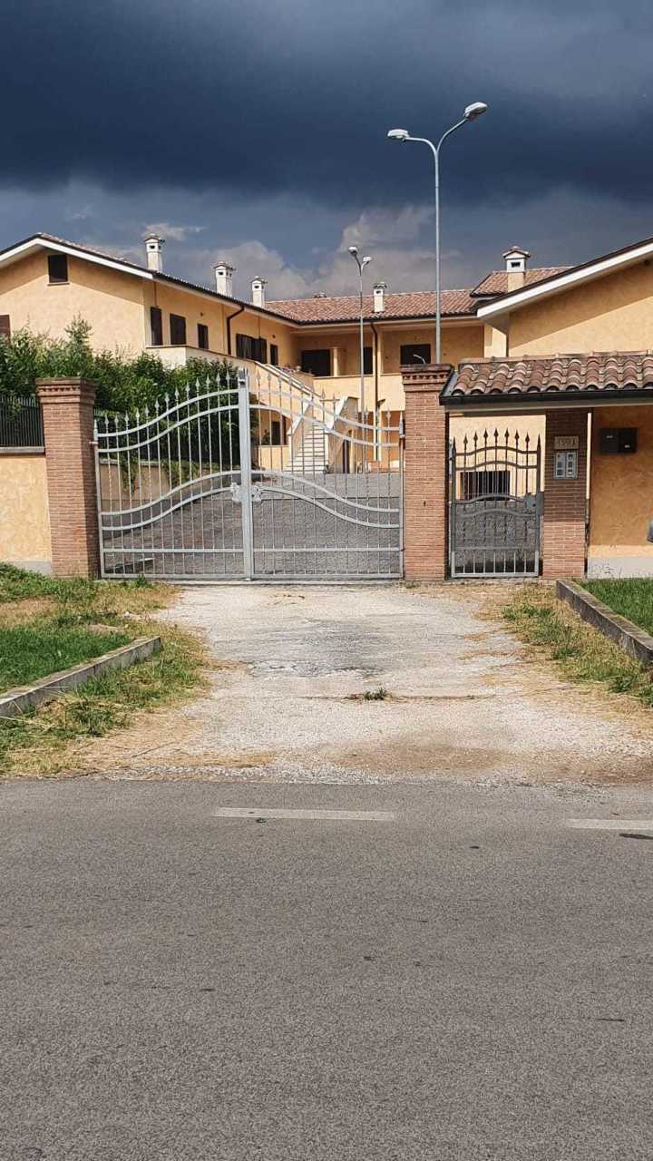 Villa a Schiera in vendita a Cave, 3 locali, prezzo € 77.000 | CambioCasa.it