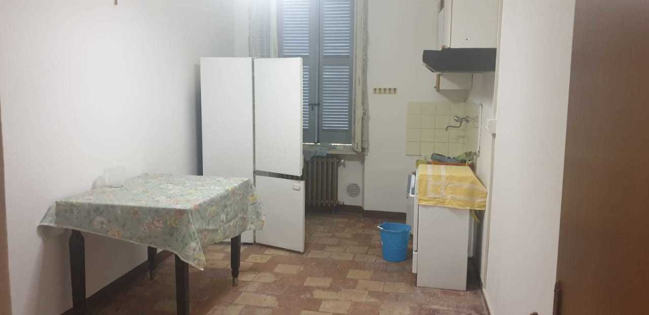 Altro in affitto a Medesano, 4 locali, prezzo € 450 | PortaleAgenzieImmobiliari.it