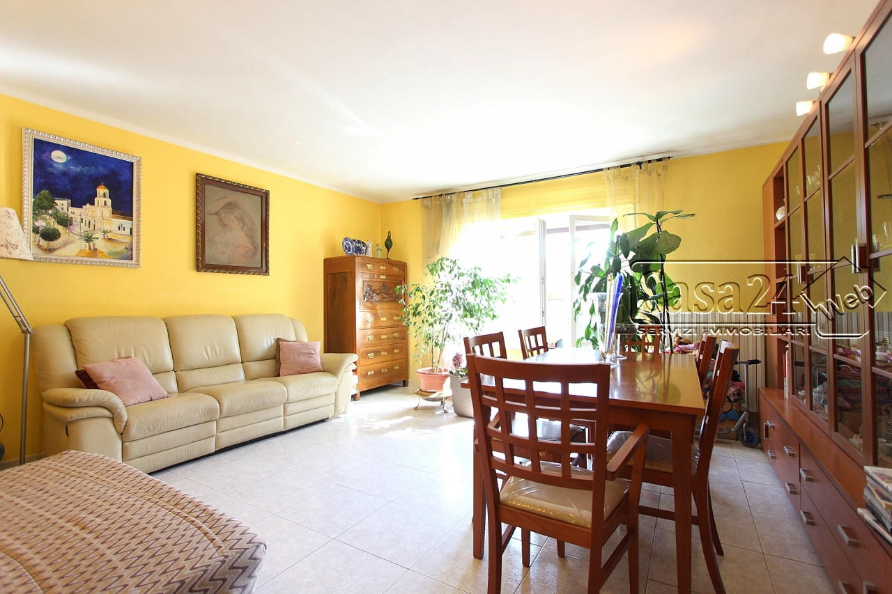 Appartamento in vendita a Nerviano, 3 locali, prezzo € 77.000 | PortaleAgenzieImmobiliari.it
