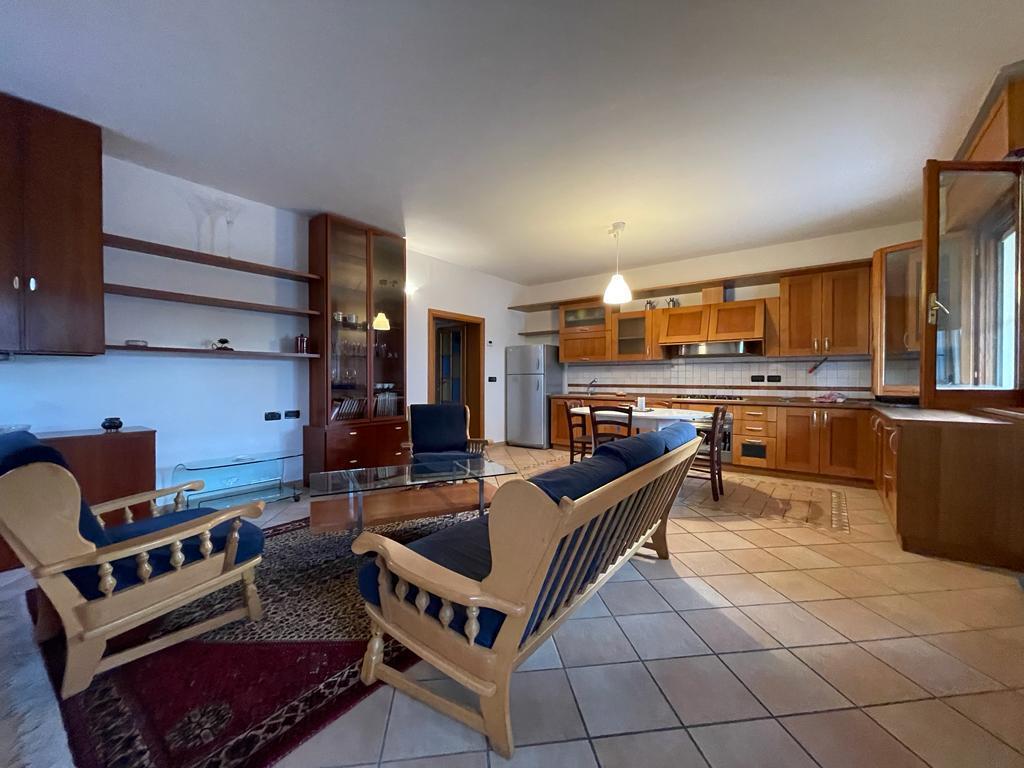 Appartamento in vendita a Santarcangelo di Romagna, 6 locali, prezzo € 260.000 | PortaleAgenzieImmobiliari.it