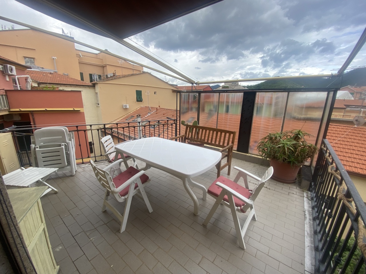 Appartamento in affitto a Sestri Levante, 5 locali, prezzo € 1.000 | PortaleAgenzieImmobiliari.it