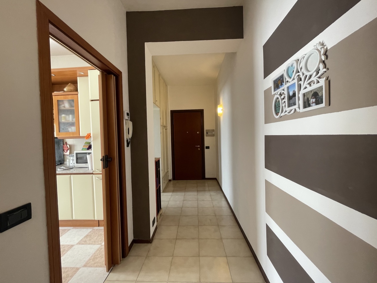 Appartamento in vendita a Castelnuovo Magra, 4 locali, prezzo € 155.000 | PortaleAgenzieImmobiliari.it