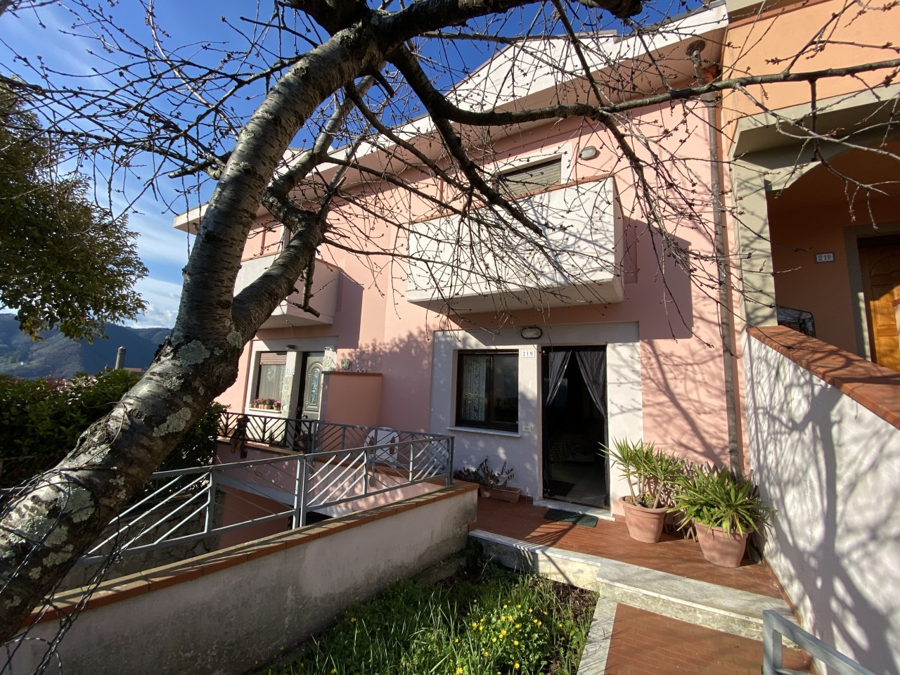 Villa a Schiera in vendita a Aulla, 4 locali, prezzo € 160.000 | PortaleAgenzieImmobiliari.it