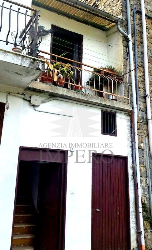 Appartamento in vendita a Castel Vittorio, 5 locali, prezzo € 58.000 | PortaleAgenzieImmobiliari.it