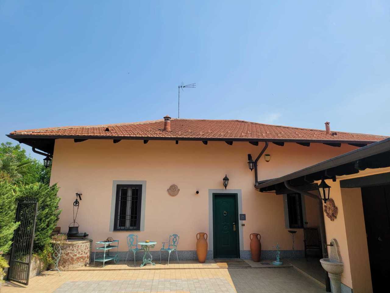Villa in vendita a Venaria Reale, 12 locali, prezzo € 399.000 | PortaleAgenzieImmobiliari.it