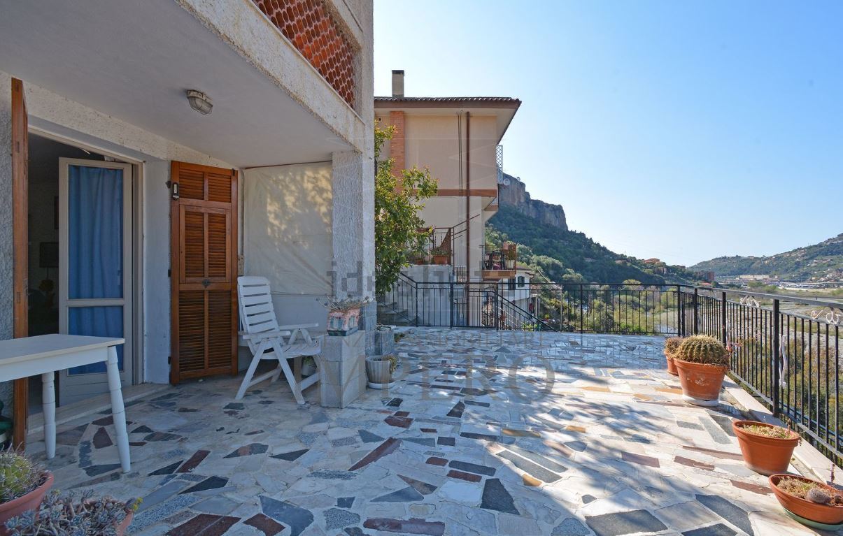 Appartamento in vendita a Ventimiglia, 2 locali, prezzo € 115.000 | PortaleAgenzieImmobiliari.it