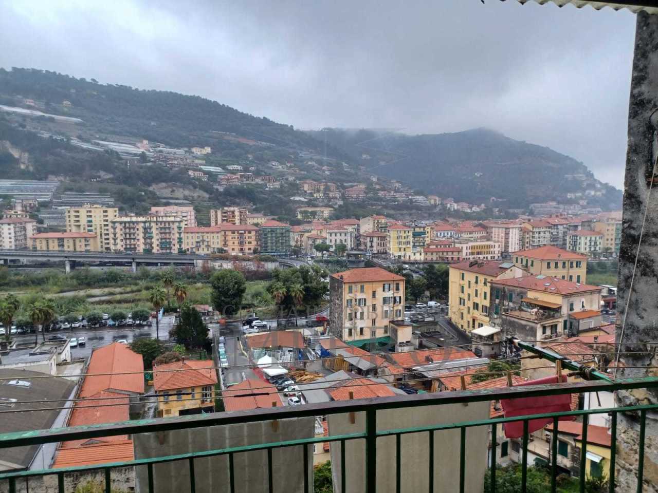 Appartamento in vendita a Ventimiglia, 6 locali, prezzo € 170.000 | PortaleAgenzieImmobiliari.it