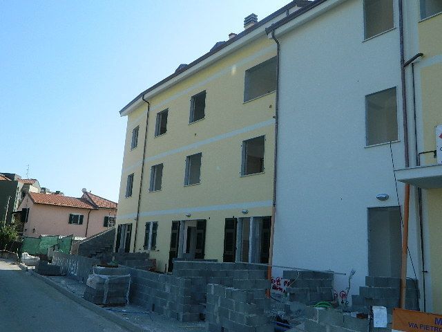 Appartamento in vendita a Santo Stefano di Magra, 3 locali, prezzo € 155.000 | PortaleAgenzieImmobiliari.it
