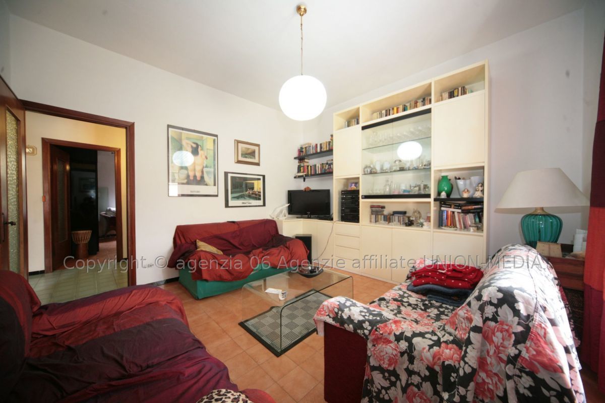 Appartamento in vendita a Vezzano Ligure, 5 locali, prezzo € 129.000 | PortaleAgenzieImmobiliari.it
