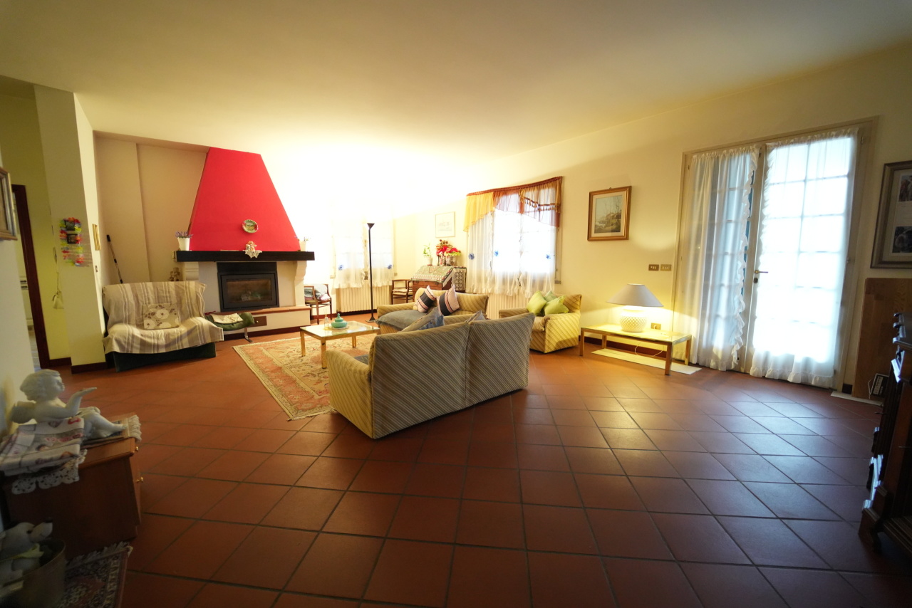 Villa in vendita a Poggio Torriana, 9999 locali, prezzo € 590.000 | PortaleAgenzieImmobiliari.it
